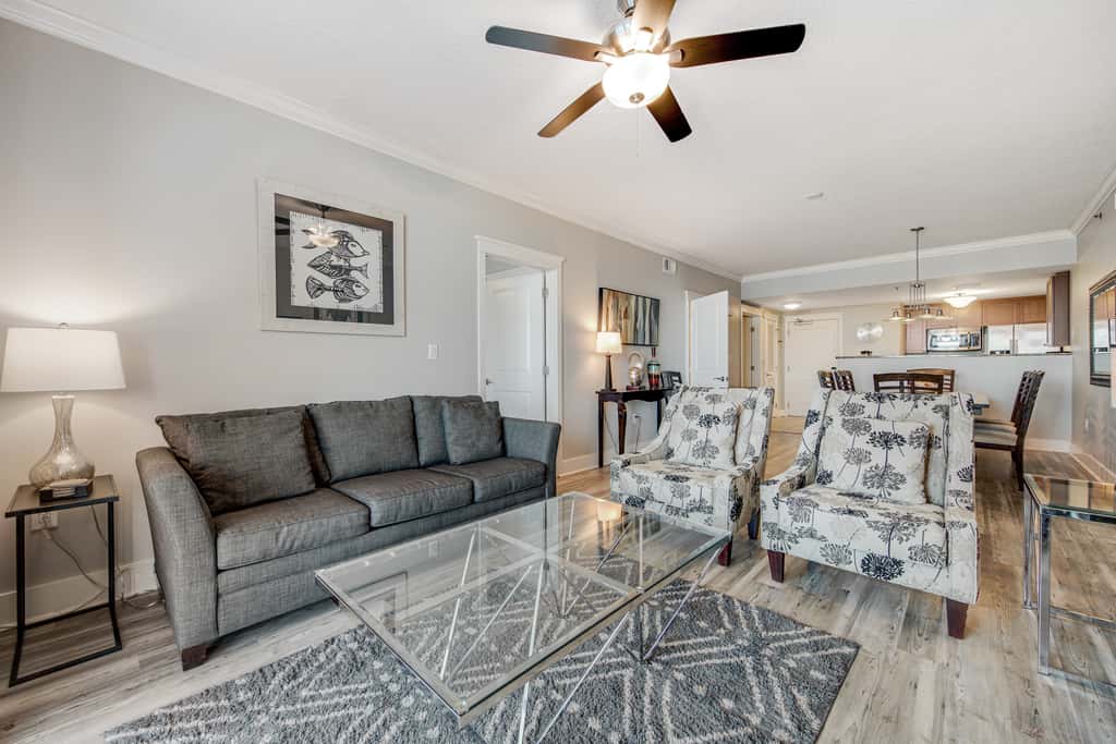 6th Floor Welcoming Condo At Waterscape 490 Feet Of Private Beach