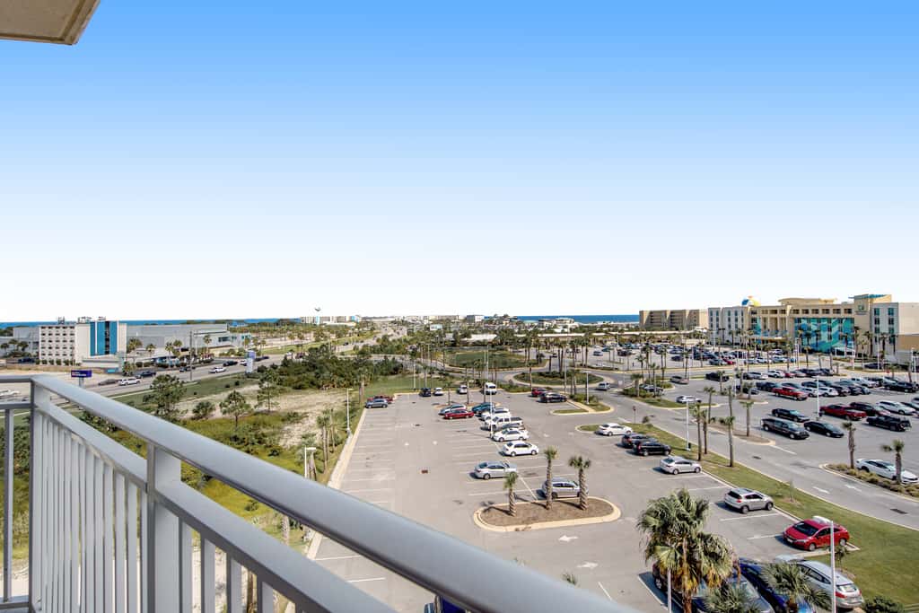 6th Floor Welcoming Condo At Waterscape 490 Feet Of Private Beach