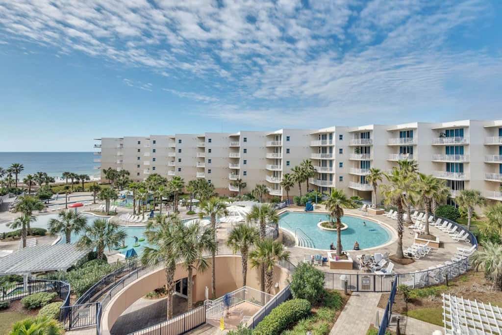6th Floor Welcoming Condo At Waterscape 490 Feet Of Private Beach