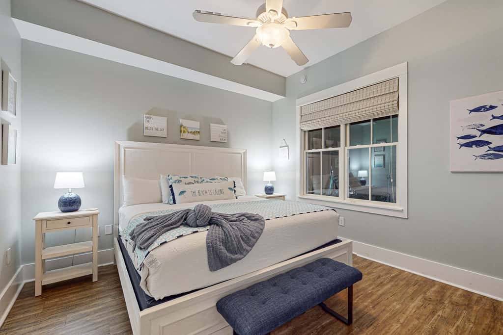 New Modern Baths! Top Floor 30A Family Condo,Private Beach Access, Resort Pool