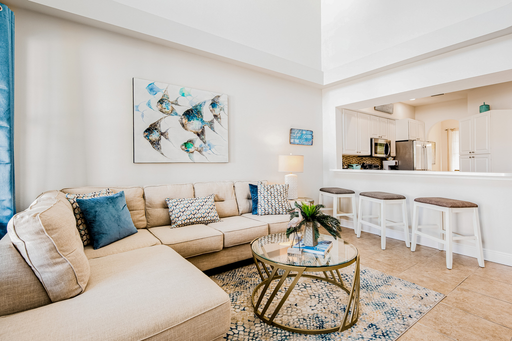 Bright, Airy Condo with Shared Outdoor Pool, High-Speed WiFi, and Central AC