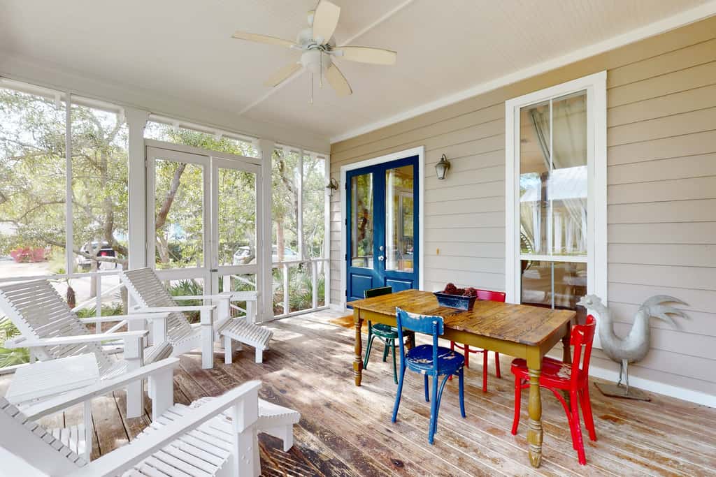 Coastal haven near the beach off scenic 30A with two pools & porch- dog-friendly
