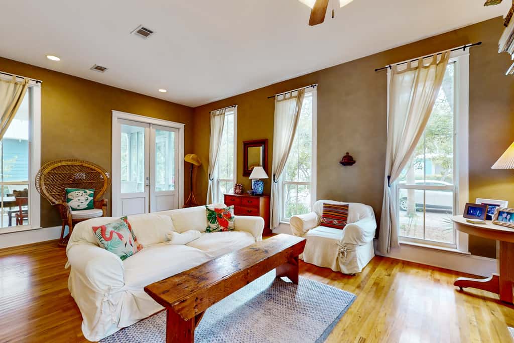 Coastal haven near the beach off scenic 30A with two pools & porch- dog-friendly