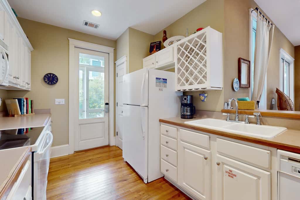 Coastal haven near the beach off scenic 30A with two pools & porch- dog-friendly
