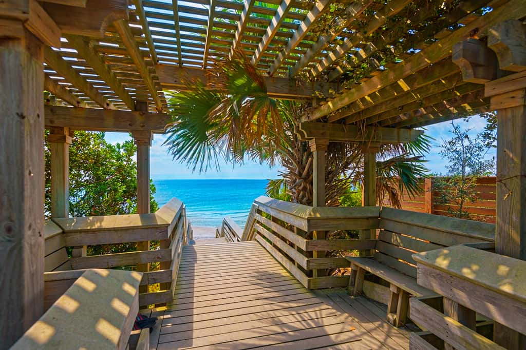 Coastal haven near the beach off scenic 30A with two pools & porch- dog-friendly
