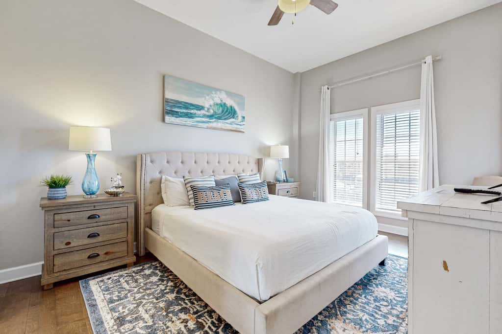 Elegant condo with 2 community pools, hot tub, & beach access across the road