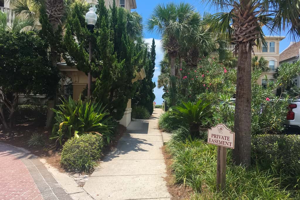 Elegant condo with 2 community pools, hot tub, & beach access across the road