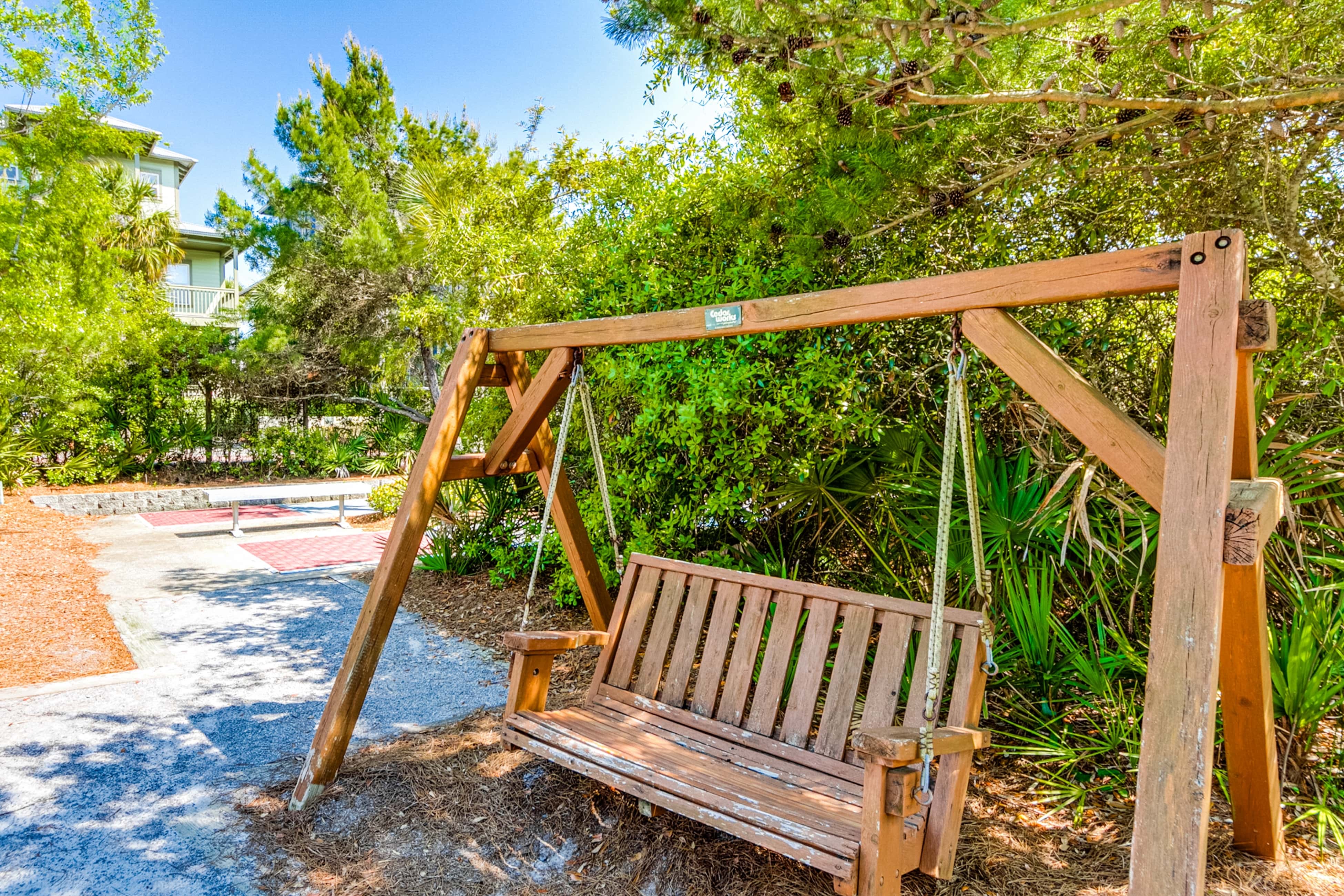 Condo with pickleball - steps from the Gulf & quick walk to dining & shops