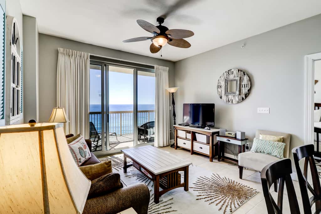 Gorgeous waterfront condo with incredible views, two pools & gym