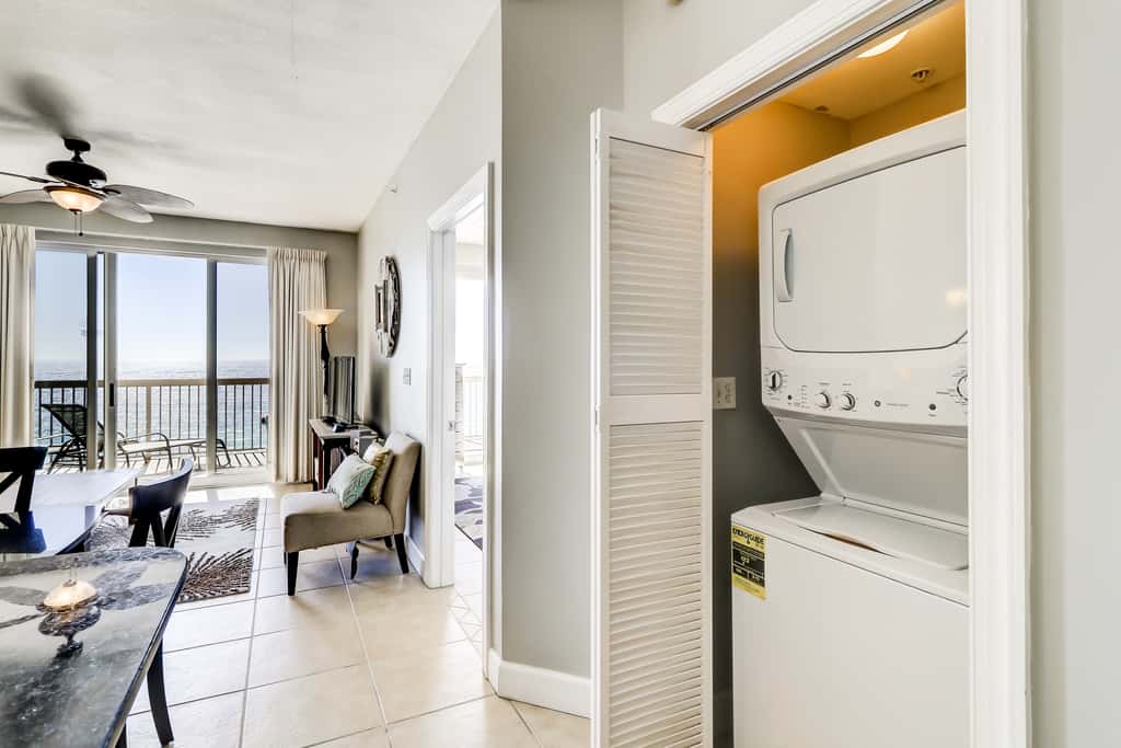 Gorgeous waterfront condo with incredible views, two pools & gym