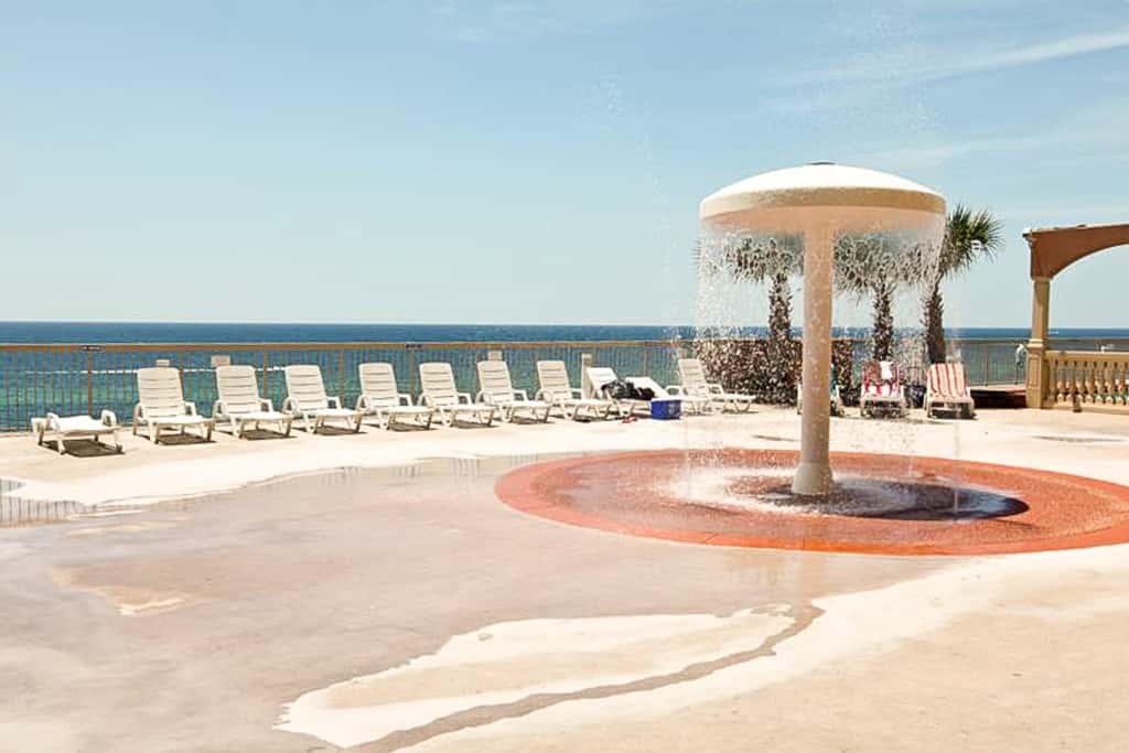 Gorgeous waterfront condo with incredible views, two pools & gym