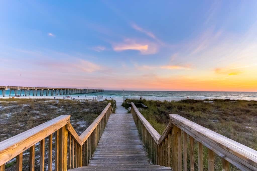 Gorgeous waterfront condo with incredible views, two pools & gym