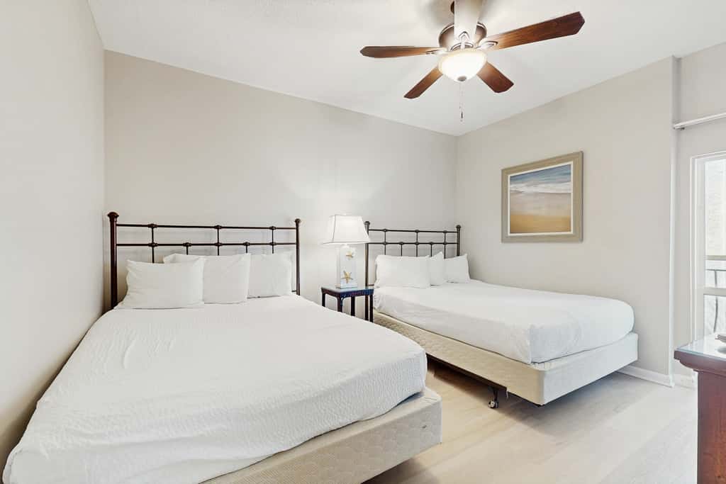 Elegant abode overlooking the pool with beach access, tennis & pickleball