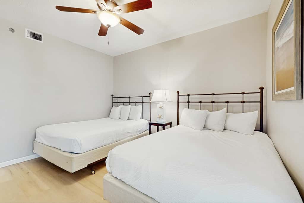 Elegant abode overlooking the pool with beach access, tennis & pickleball