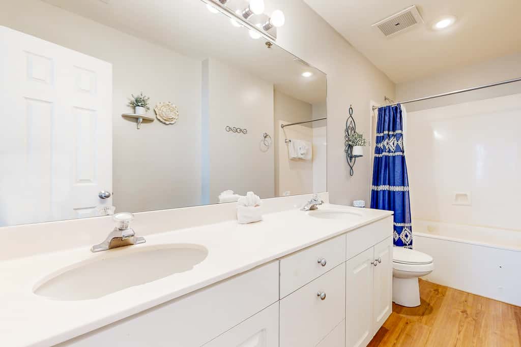 Bright getaway w gorgeous views - close to restaurants