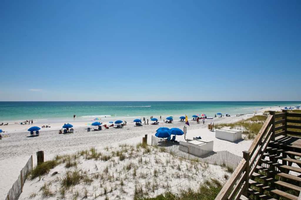 Bright getaway w gorgeous views - close to restaurants