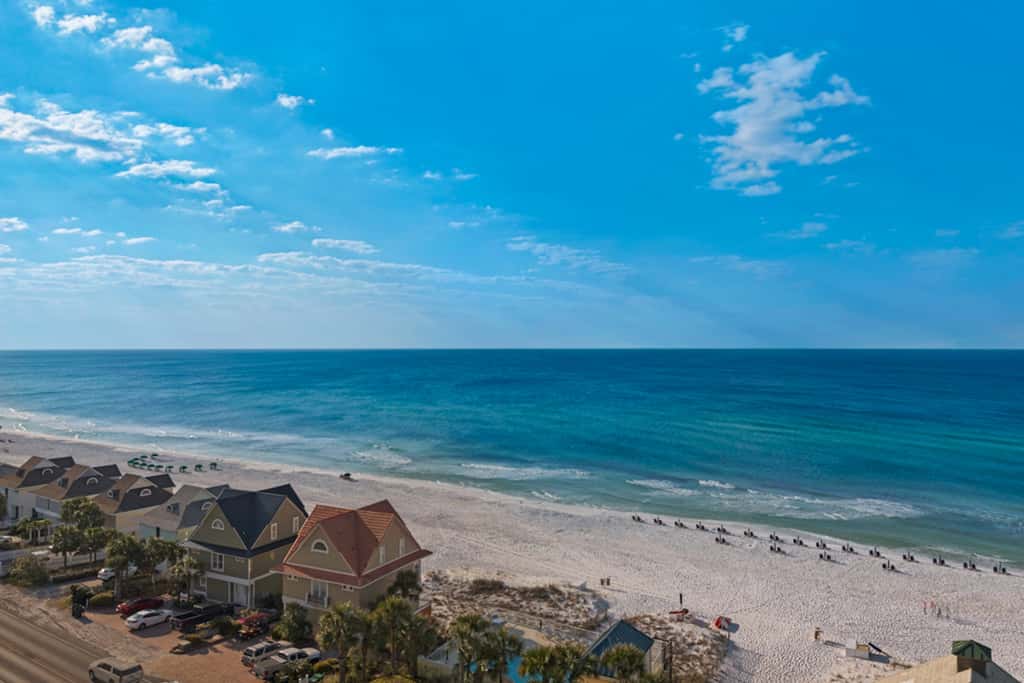Bright getaway w gorgeous views - close to restaurants