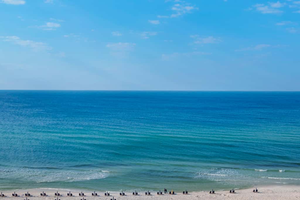 Bright getaway w gorgeous views - close to restaurants