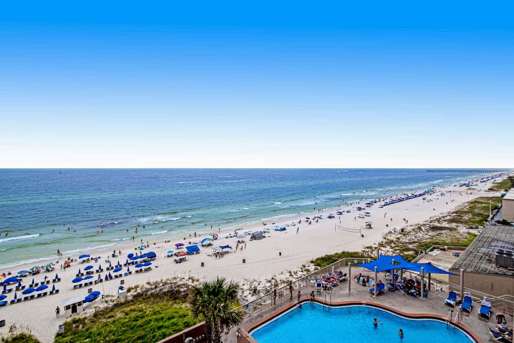 Inviting ninth-floor condo with upscale decor, Gulf-front views & pools