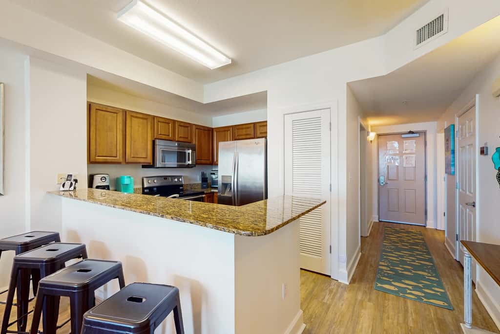 Newly Updated, 9th Floor Gulf-front Condo, Beach Chair Service Included