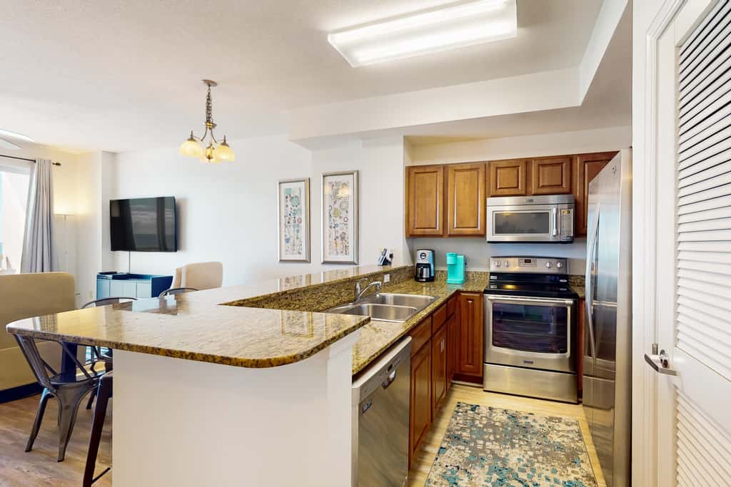 Newly Updated, 9th Floor Gulf-front Condo, Beach Chair Service Included