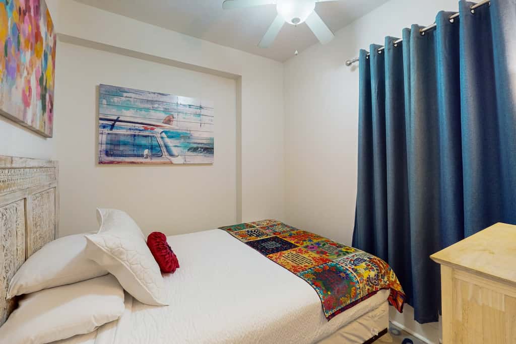 Newly Updated, 9th Floor Gulf-front Condo, Beach Chair Service Included