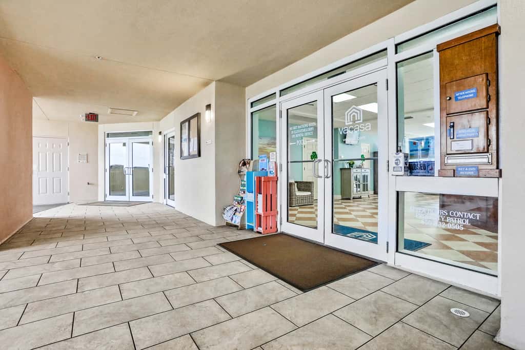 Newly Updated, 9th Floor Gulf-front Condo, Beach Chair Service Included