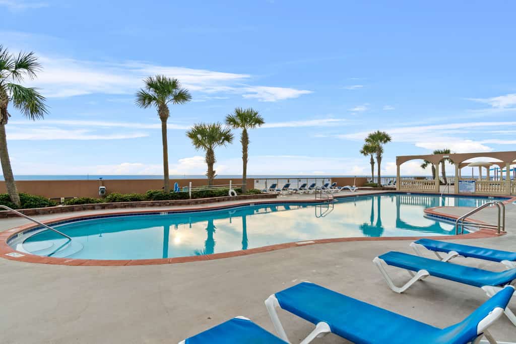 Sunrise Beach 1208 - Beachfront Condo