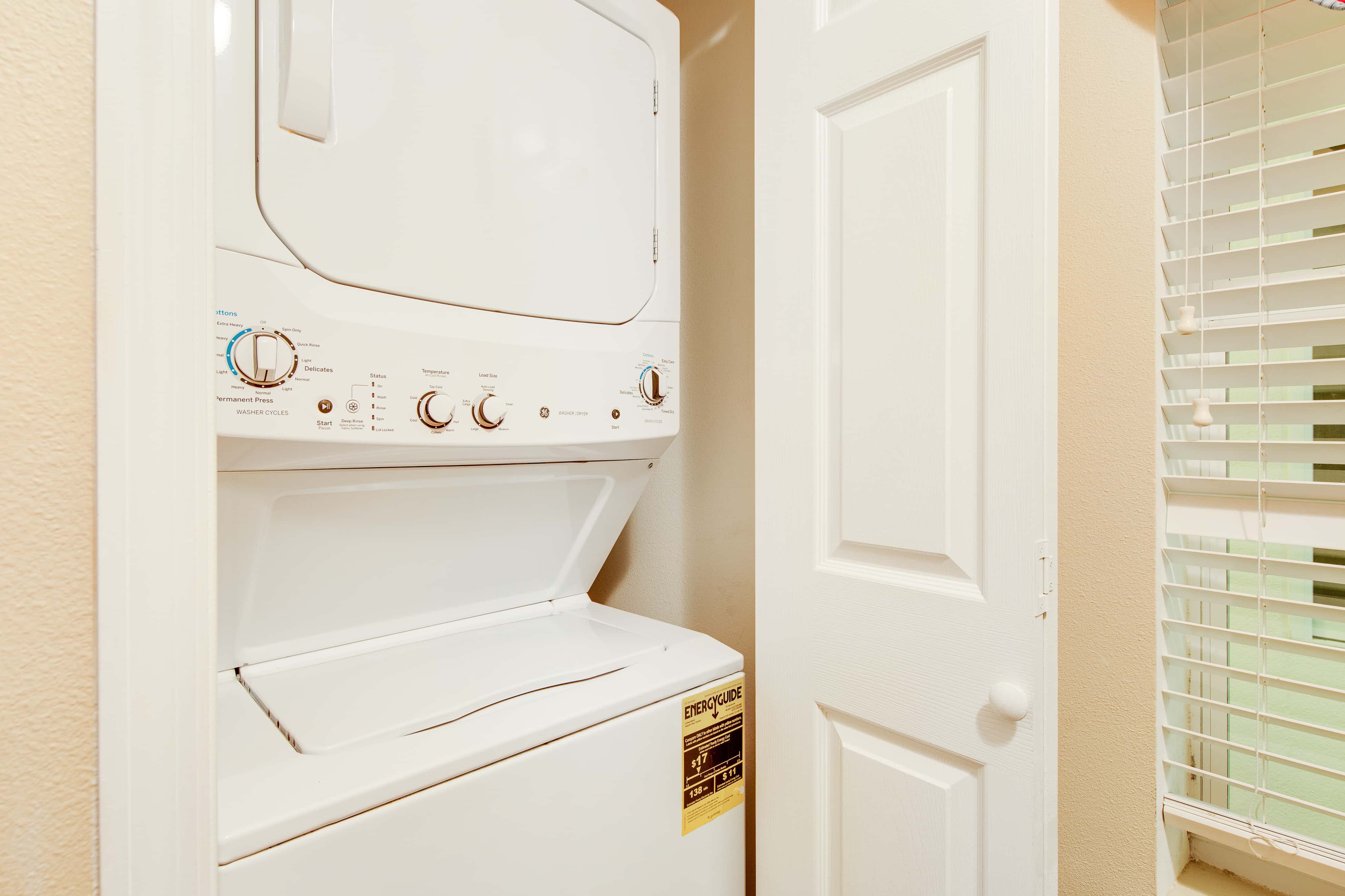 Charming suite with spacious balcony, pools, tennis & pickleball
