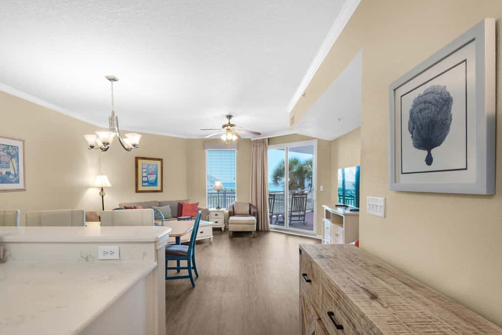 Charming suite with spacious balcony, pools, tennis & pickleball