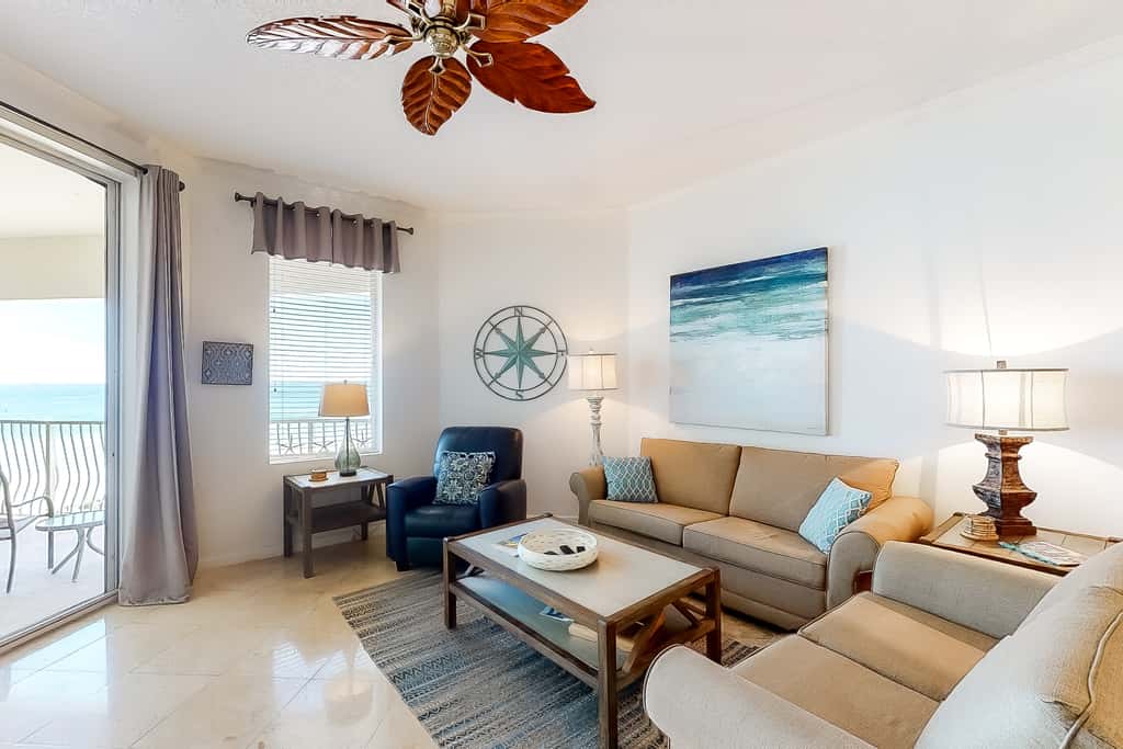 Dog-friendly 4th-floor 3-bedroom condo with stunning Gulf views & pickleball