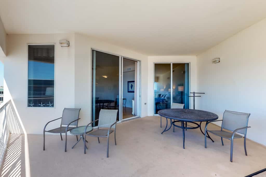Dog-friendly 4th-floor 3-bedroom condo with stunning Gulf views & pickleball