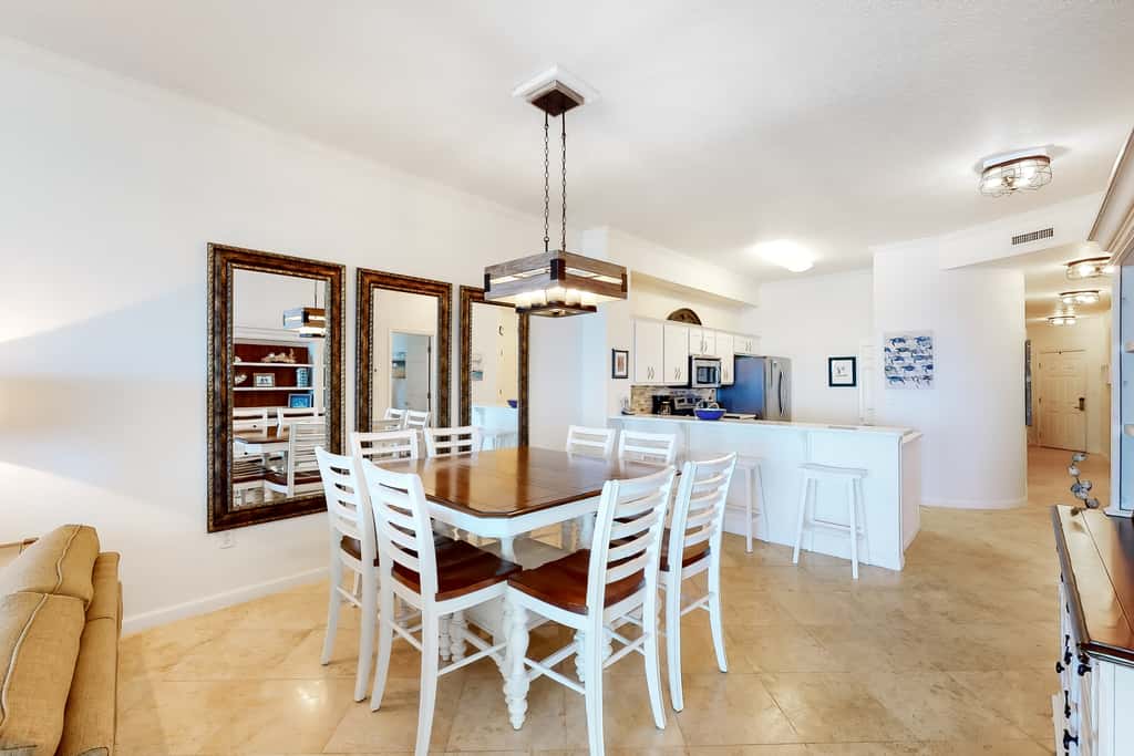 Dog-friendly 4th-floor 3-bedroom condo with stunning Gulf views & pickleball