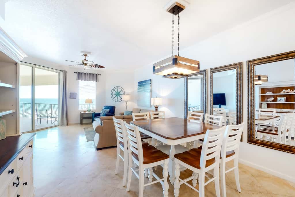 Dog-friendly 4th-floor 3-bedroom condo with stunning Gulf views & pickleball