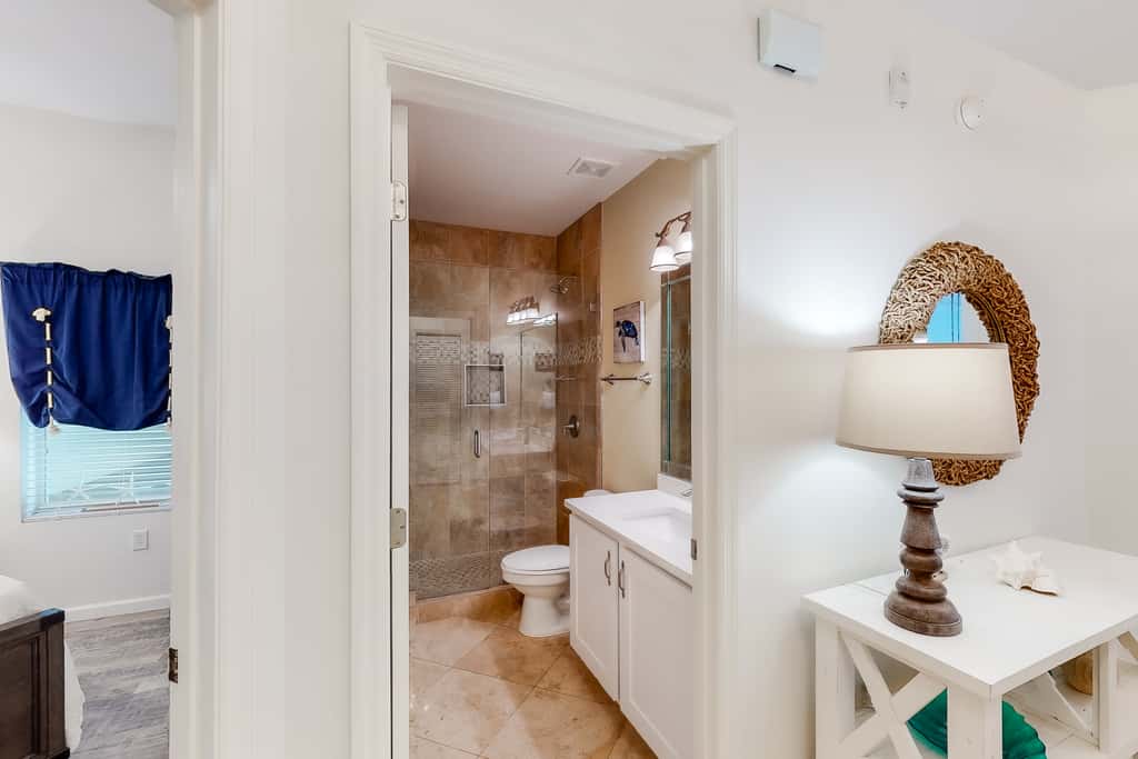 Dog-friendly 4th-floor 3-bedroom condo with stunning Gulf views & pickleball