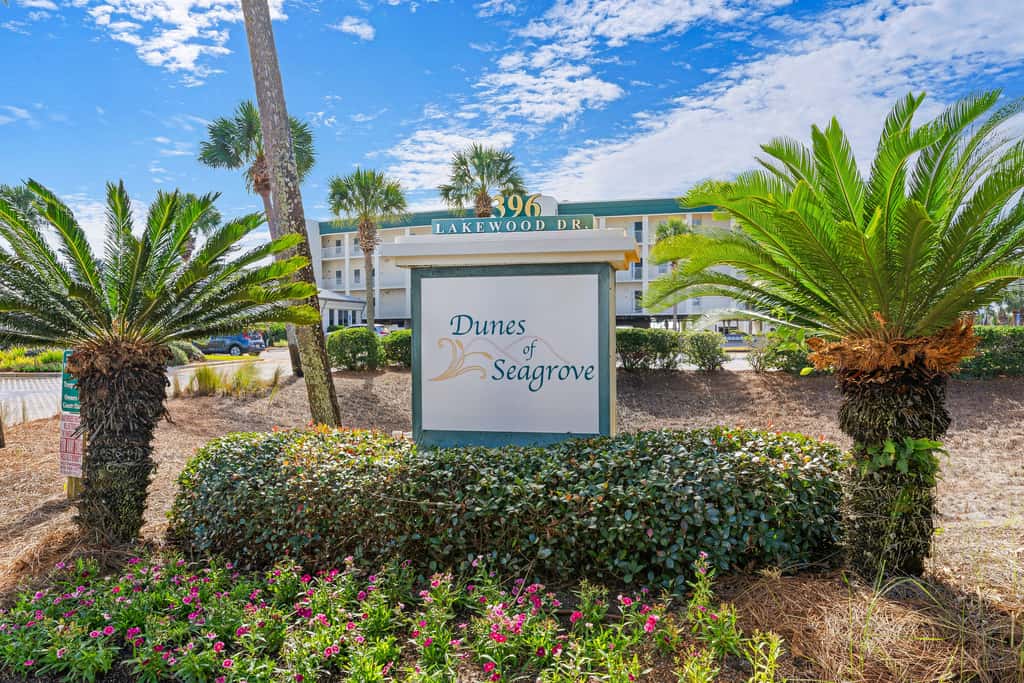 Amazing views at this renovated 4rth-floor condo with lagoon pool & pickleball