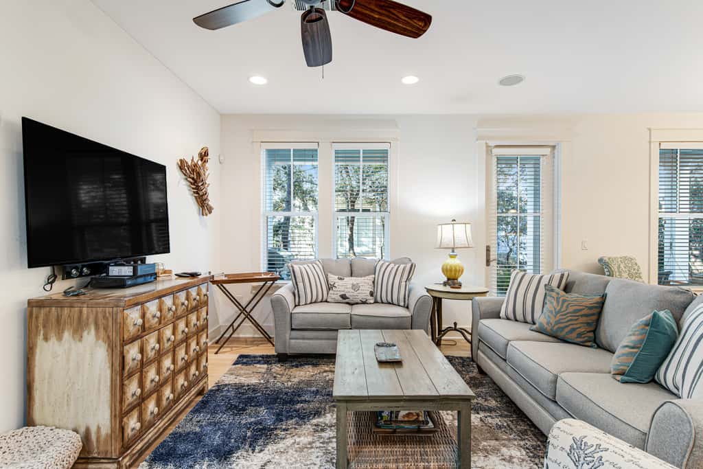 Gorgeous coastal home with shared pool - walk to beach, dining & shopping