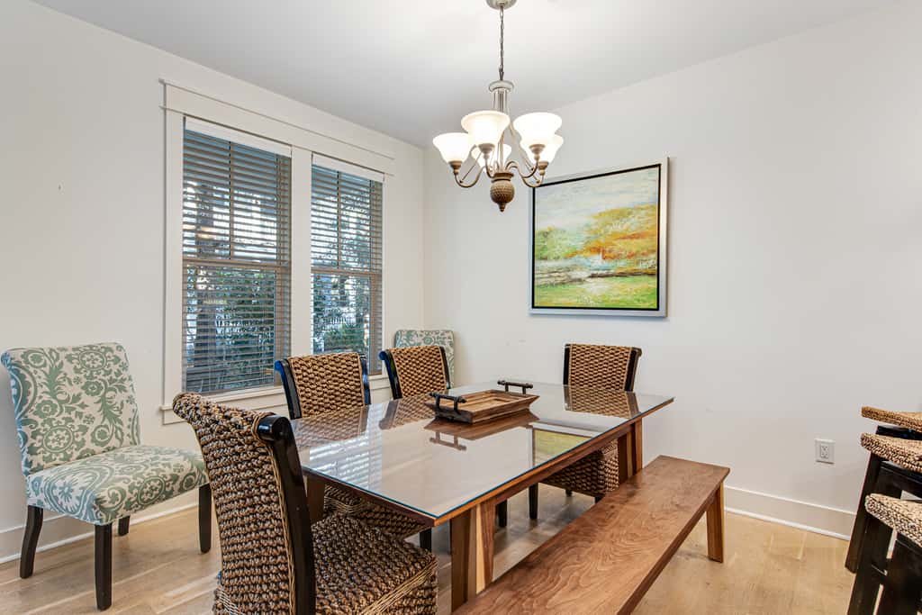 Gorgeous coastal home with shared pool - walk to beach, dining & shopping