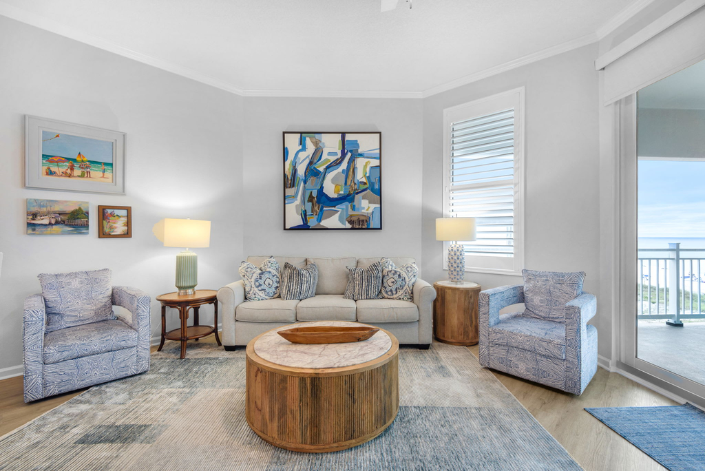 4th-floor condo with beach ambience, lagoon pool, gym, tennis & pickleball