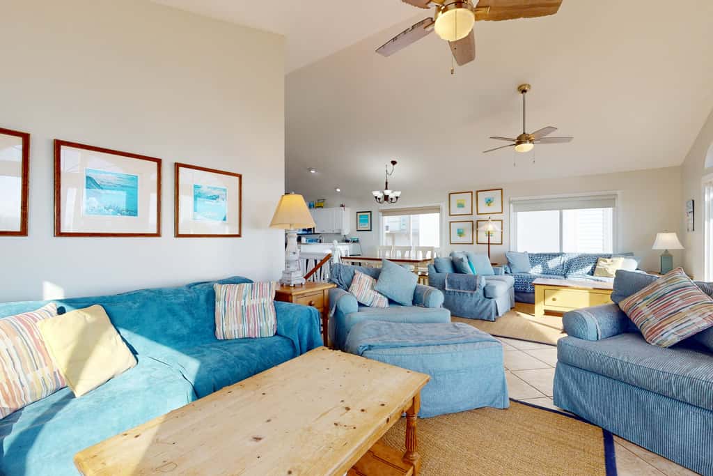 Gulf-front house near golf with pool, ocean views, beach access, & balcony