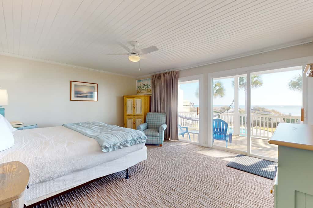 Gulf-front house near golf with pool, ocean views, beach access, & balcony