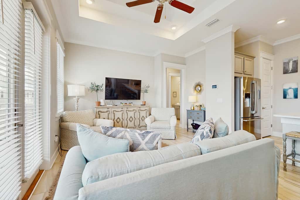 Luxury Prominence Gulf Escape with pool - walk to dining & shops