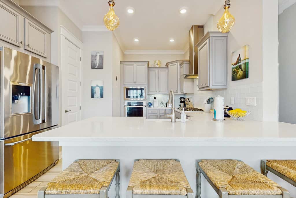 Luxury Prominence Gulf Escape with pool - walk to dining & shops
