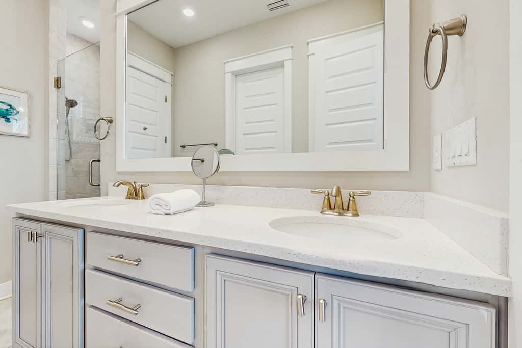 Luxury Prominence Gulf Escape with pool - walk to dining & shops