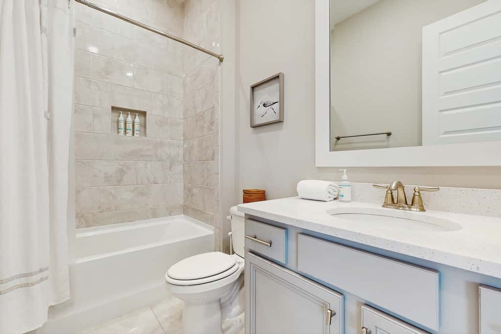 Luxury Prominence Gulf Escape with pool - walk to dining & shops