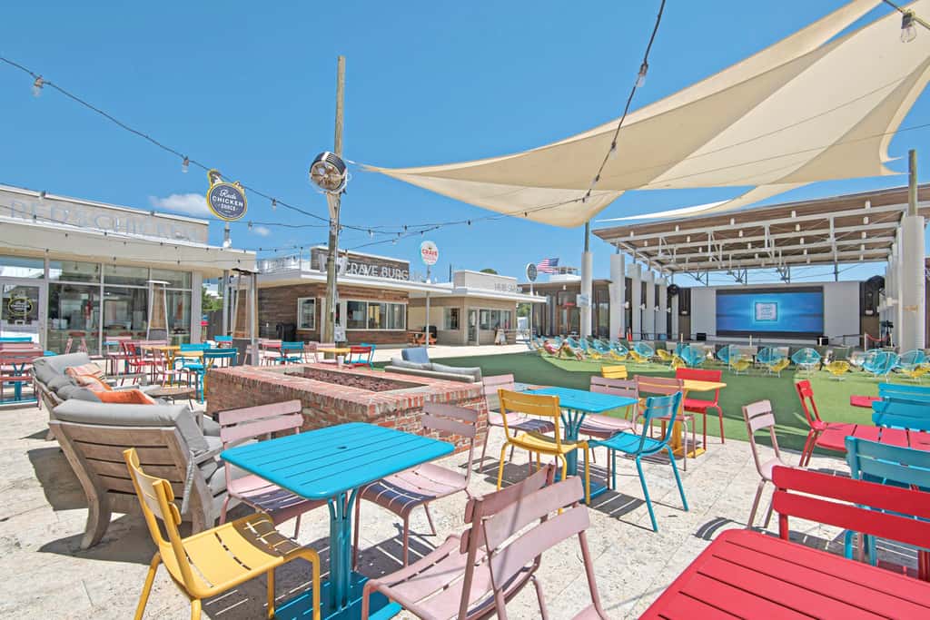 Luxury Prominence Gulf Escape with pool - walk to dining & shops