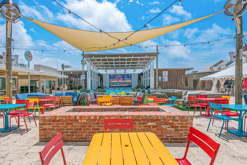 Luxury Prominence Gulf Escape with pool - walk to dining & shops