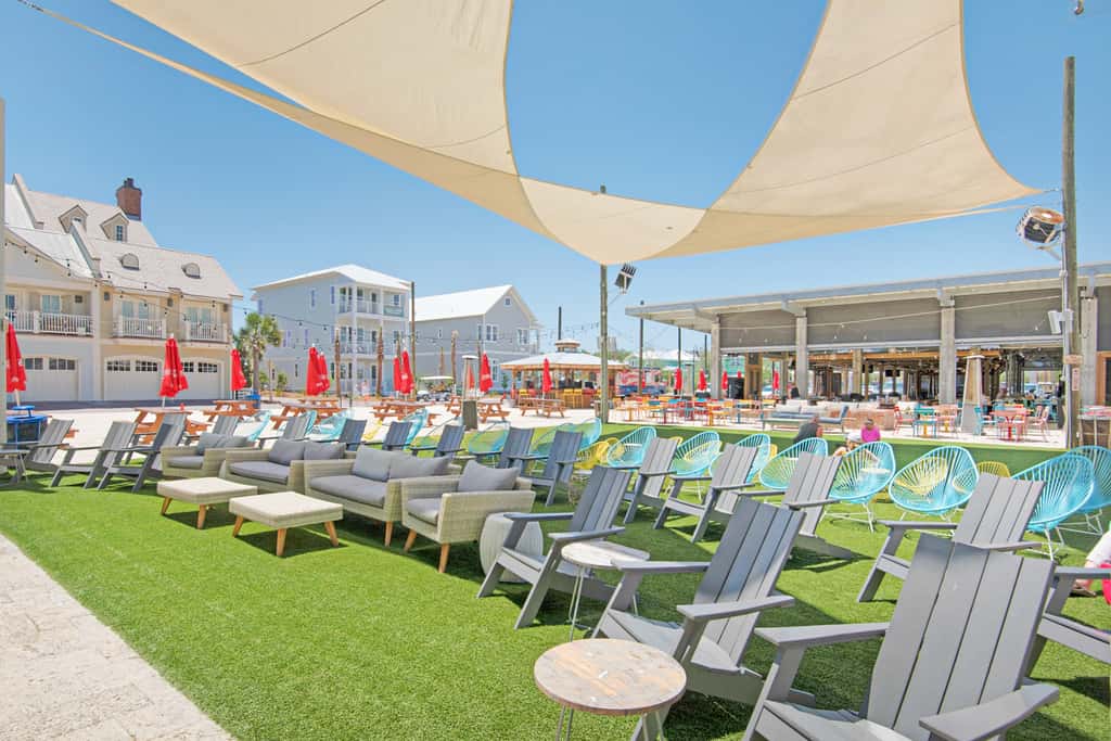Luxury Prominence Gulf Escape with pool - walk to dining & shops