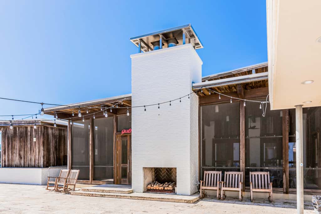 Luxury Prominence Gulf Escape with pool - walk to dining & shops
