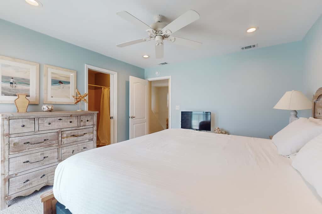 Spacious & updated waterfront home w decks, beach views & private boardwalk